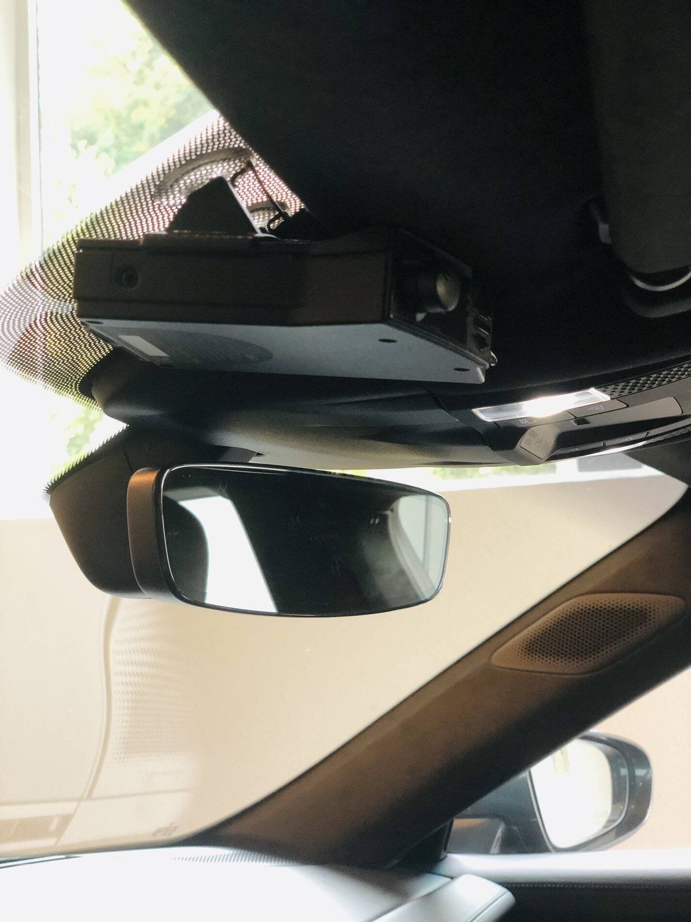 Porsche Taycan MirrorTap / Blendmount install for Uniden R7, with pics! 5500883B-CBDB-4E76-89F5-9E42E9716DFE