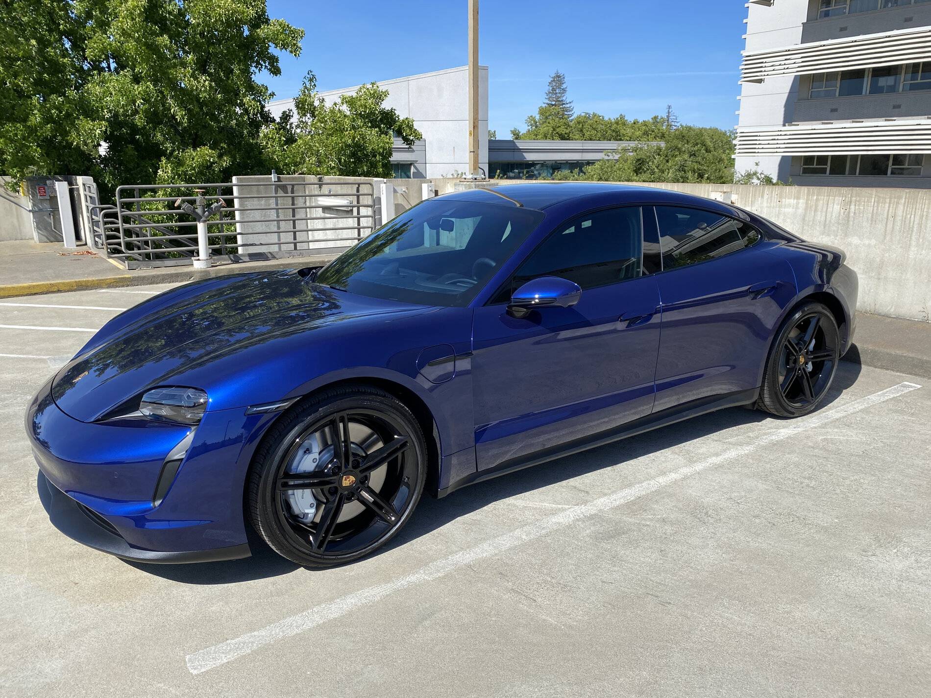 Porsche Taycan HELP me choose a color. F2548CB1-A696-4A24-A411-3DDF59328CD5