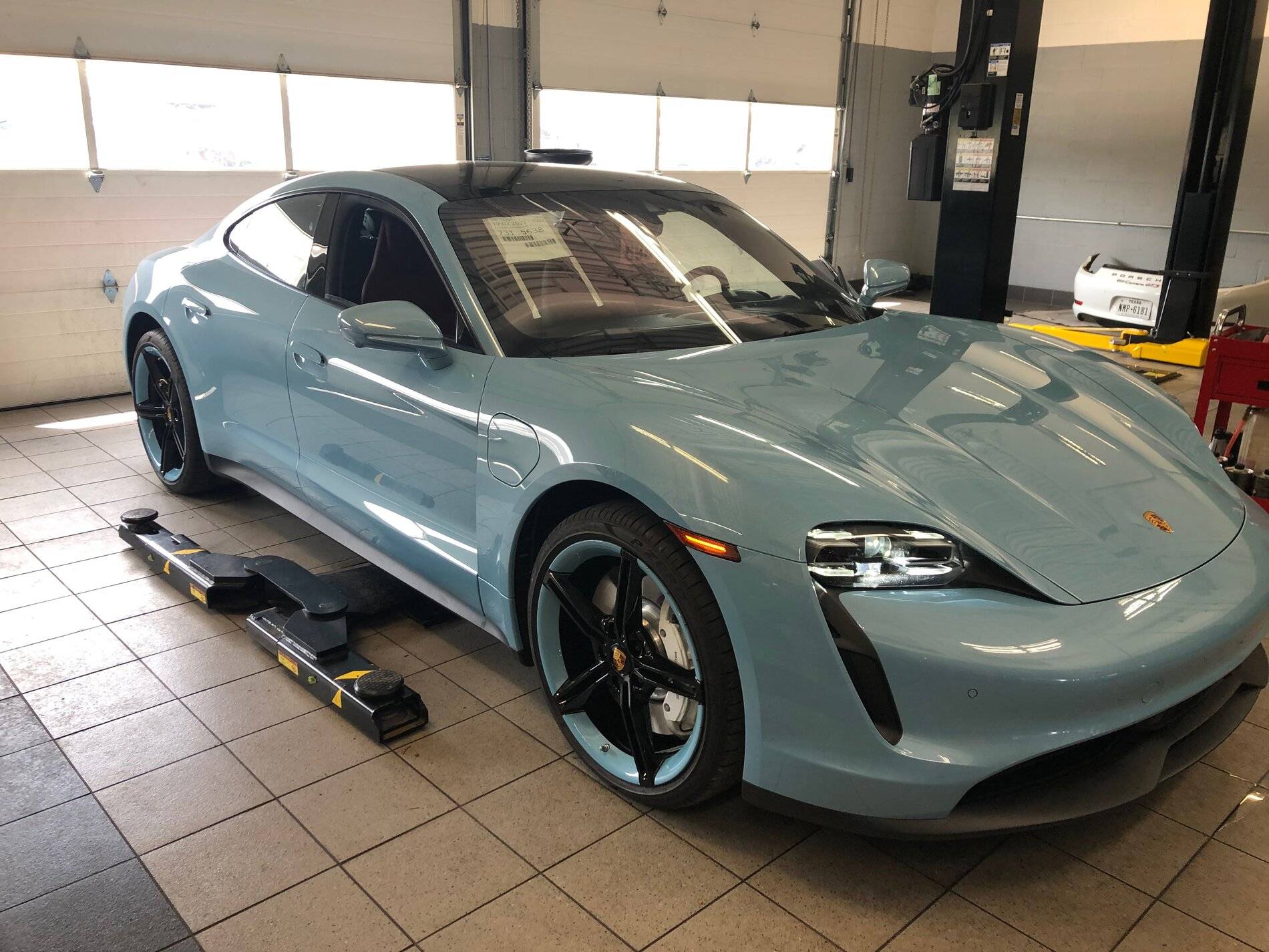 Porsche Taycan Track Your Dream is more like Make Me Scream 7CA4CDBC-CE76-47F7-A41A-6B09EF3ED816
