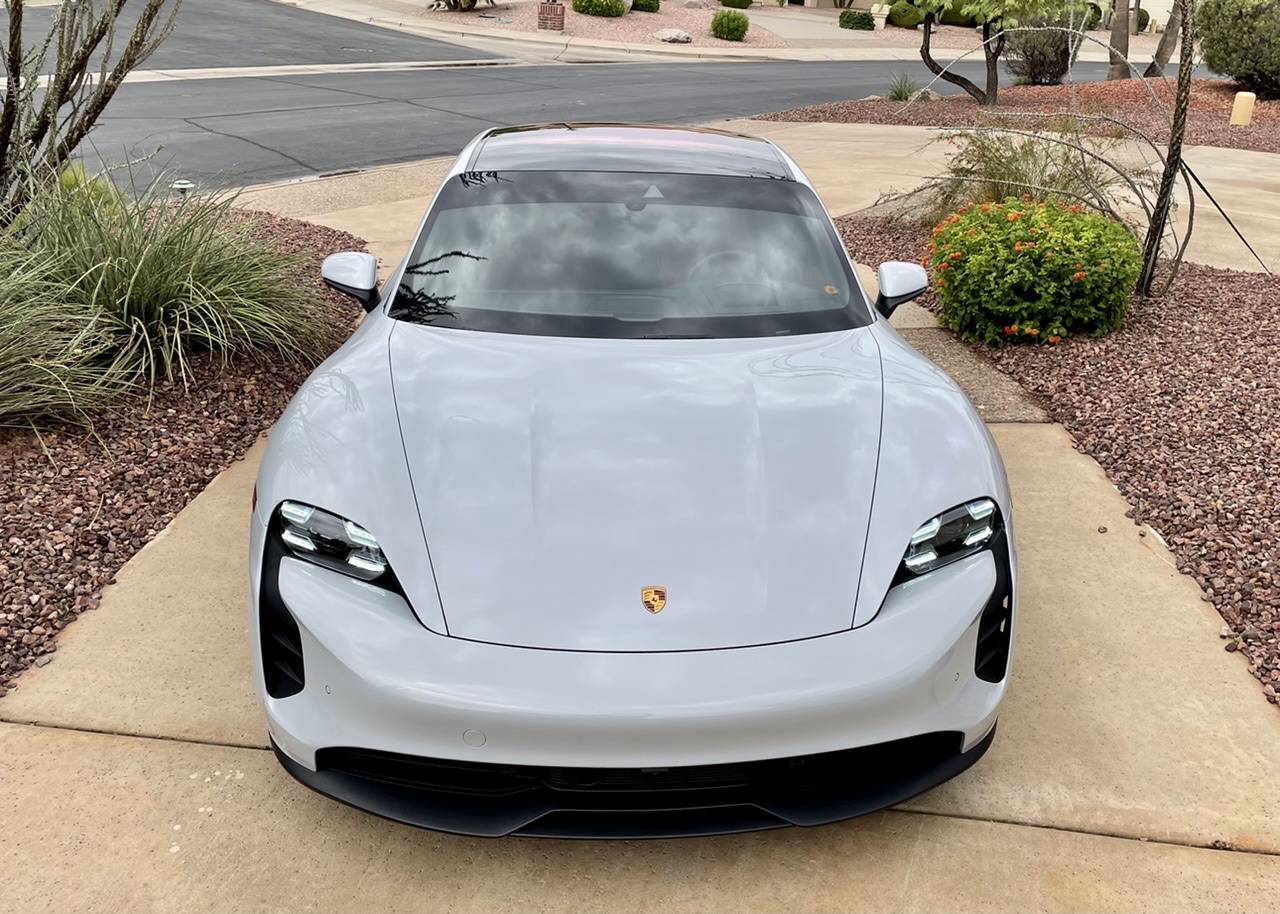 Porsche Taycan Different Greys on Taycans EE394ACF-8BA2-493D-AF10-71EA2D91B354