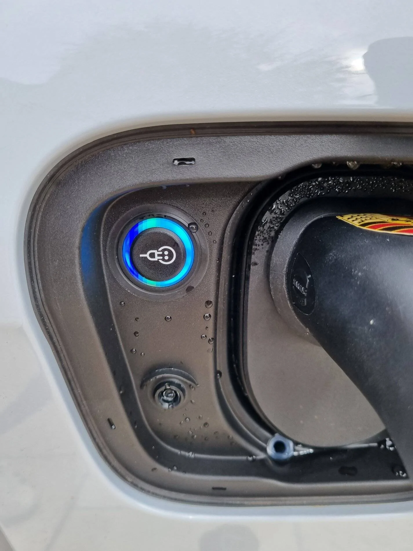 Porsche Taycan A small charging problem! 20210820_153839