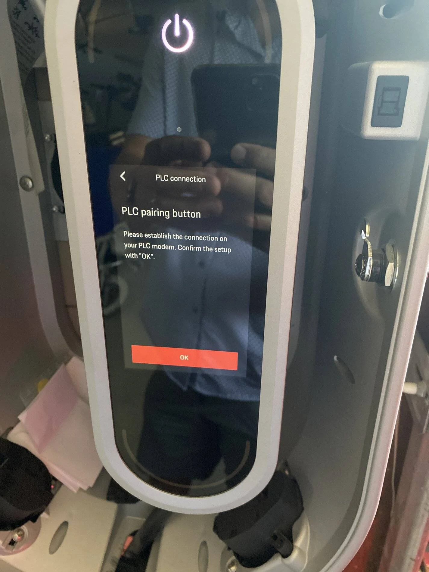 Porsche Taycan In big recent recall, was there update for the charger connect that allowed it to display the battery percentage? imag