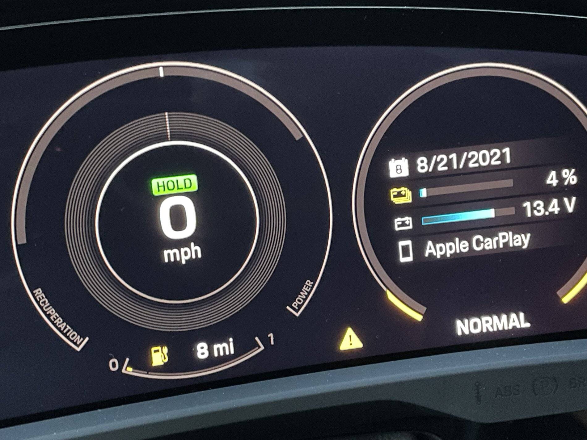 Porsche Taycan What’s the lowest range or % battery level you risked? 08AE6328-5646-47FE-95EF-8F3820240F02