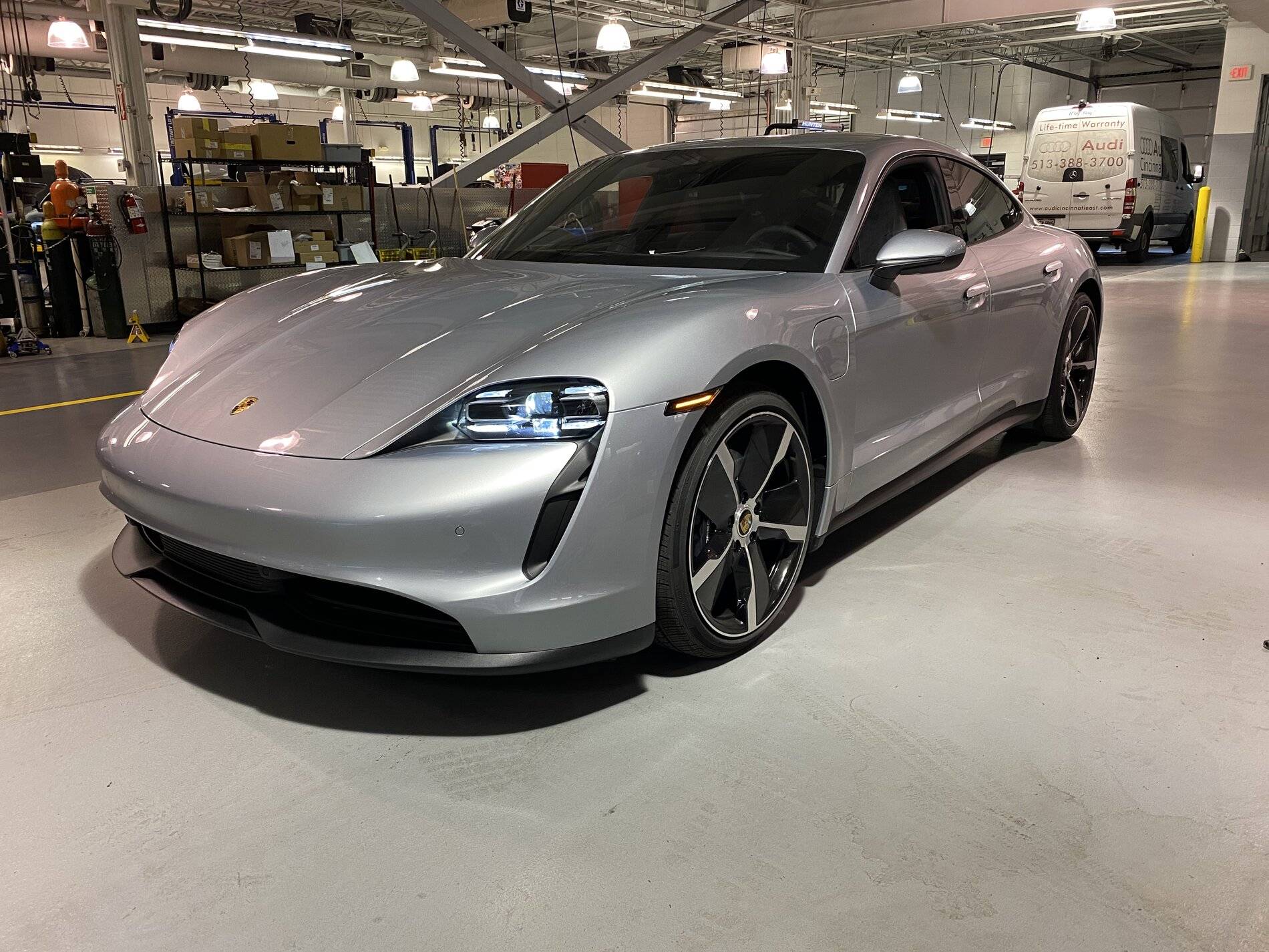 Porsche Taycan Members Say Hello Here! 6E1F3A60-9C8C-42CD-B56E-6F66E929BF65