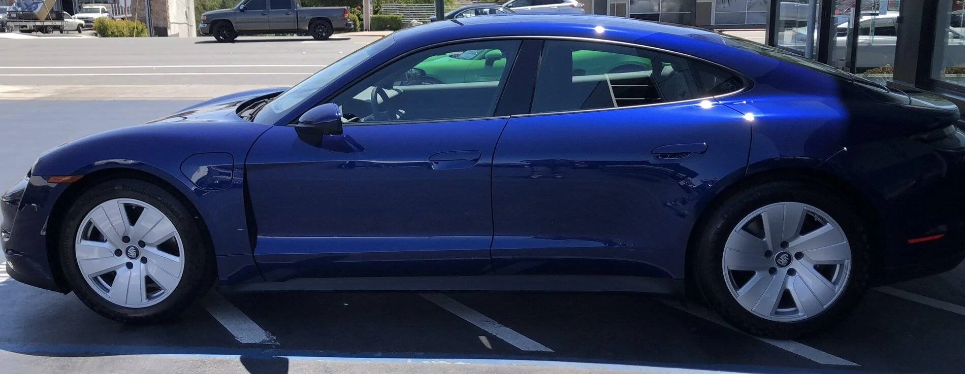 Porsche Taycan Had my wheels redone to match the car color (Gentian Blue). F20CFBEF-30F4-4AF1-B5EE-CFCE44C1C657