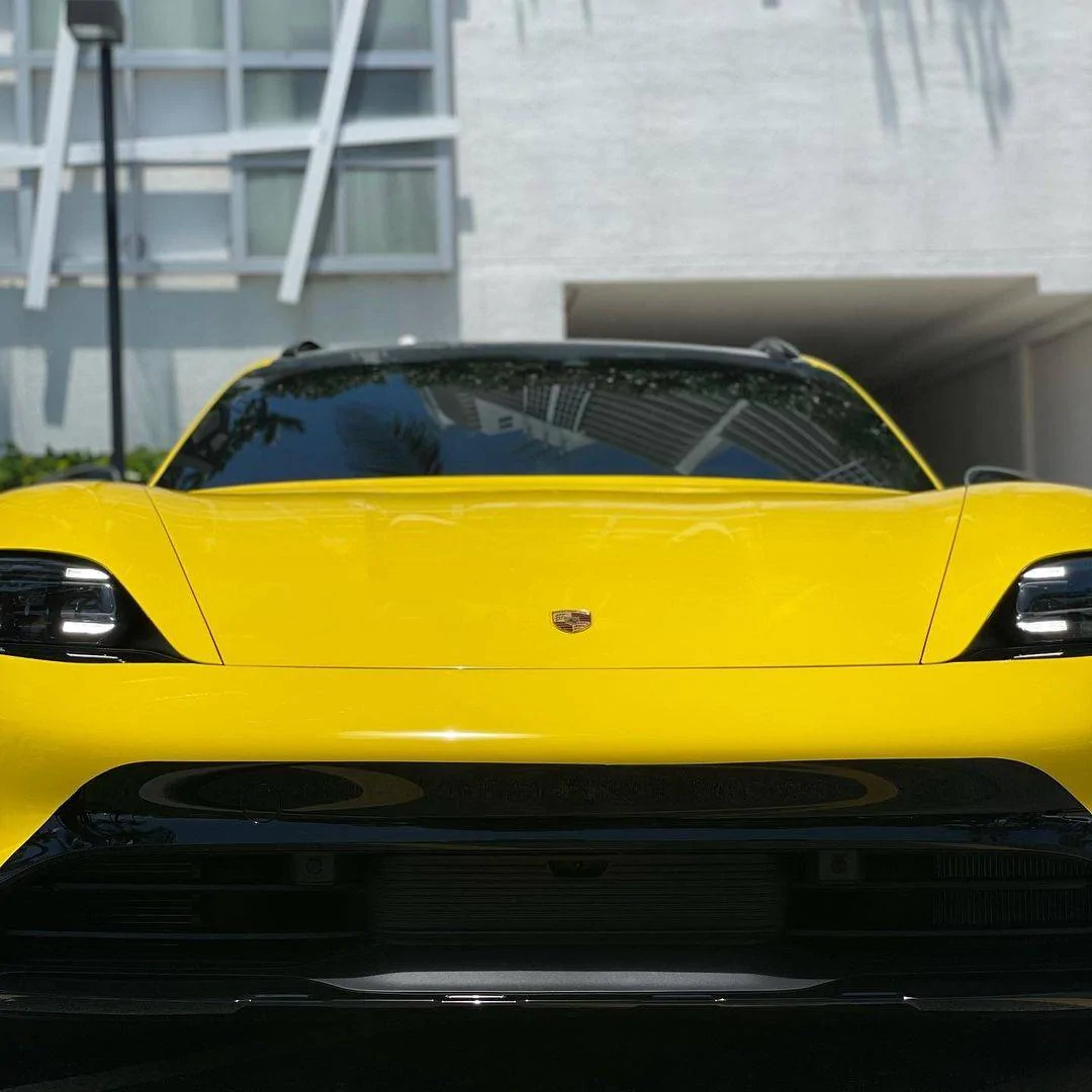 Porsche Taycan Yellow Cross Turismo (wrapped) 240408571_313377980558608_5989607436168430548_n