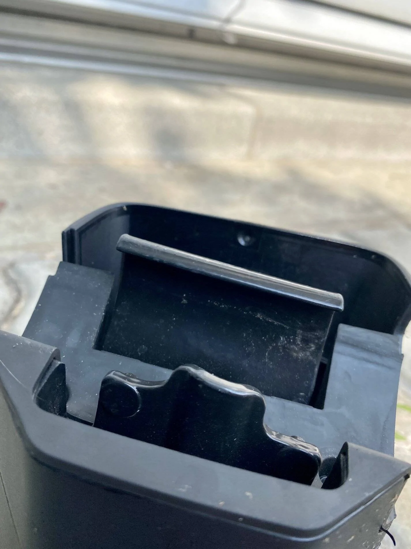 Porsche Taycan Anyone got the Porsche roof bars and box? 93B4C46F-D52F-415B-A2BE-90F36DD189C4