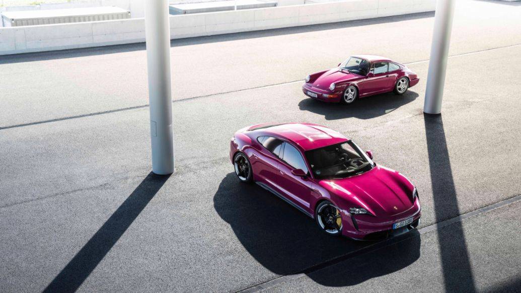 Porsche Taycan ? Official Release: 2022 Porsche Taycan Upgrades & New Colors 3_sternrubin