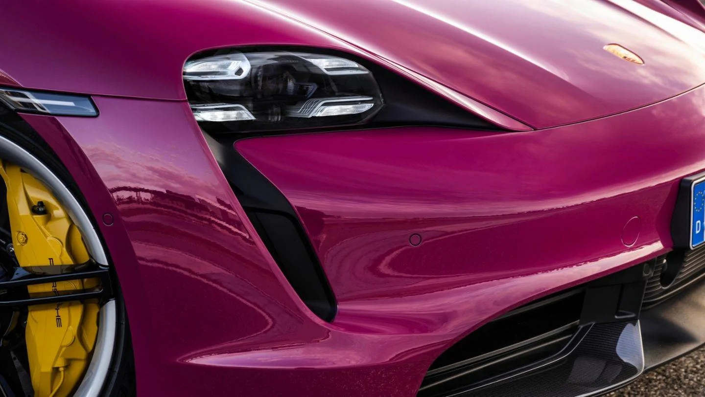 Porsche Taycan ? Official Release: 2022 Porsche Taycan Upgrades & New Colors 5_sternrubin