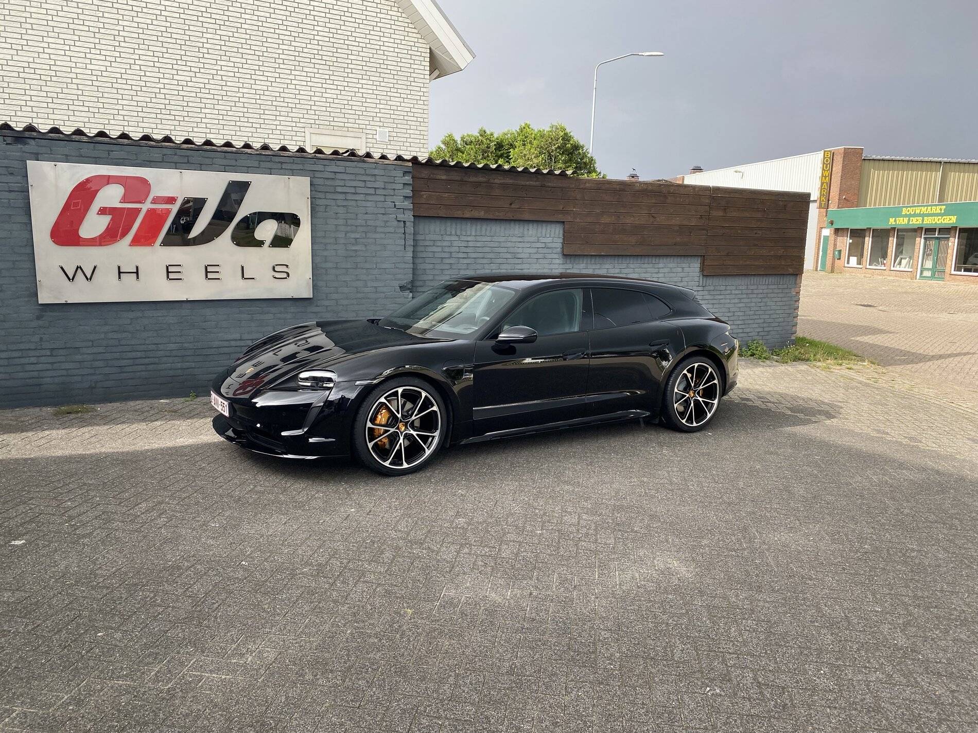 Porsche Taycan CT Owners - Plastic Fender Covers: Request of you to your service advisor or body shop 46EABC24-3B70-4BC1-9012-A7037AD09087