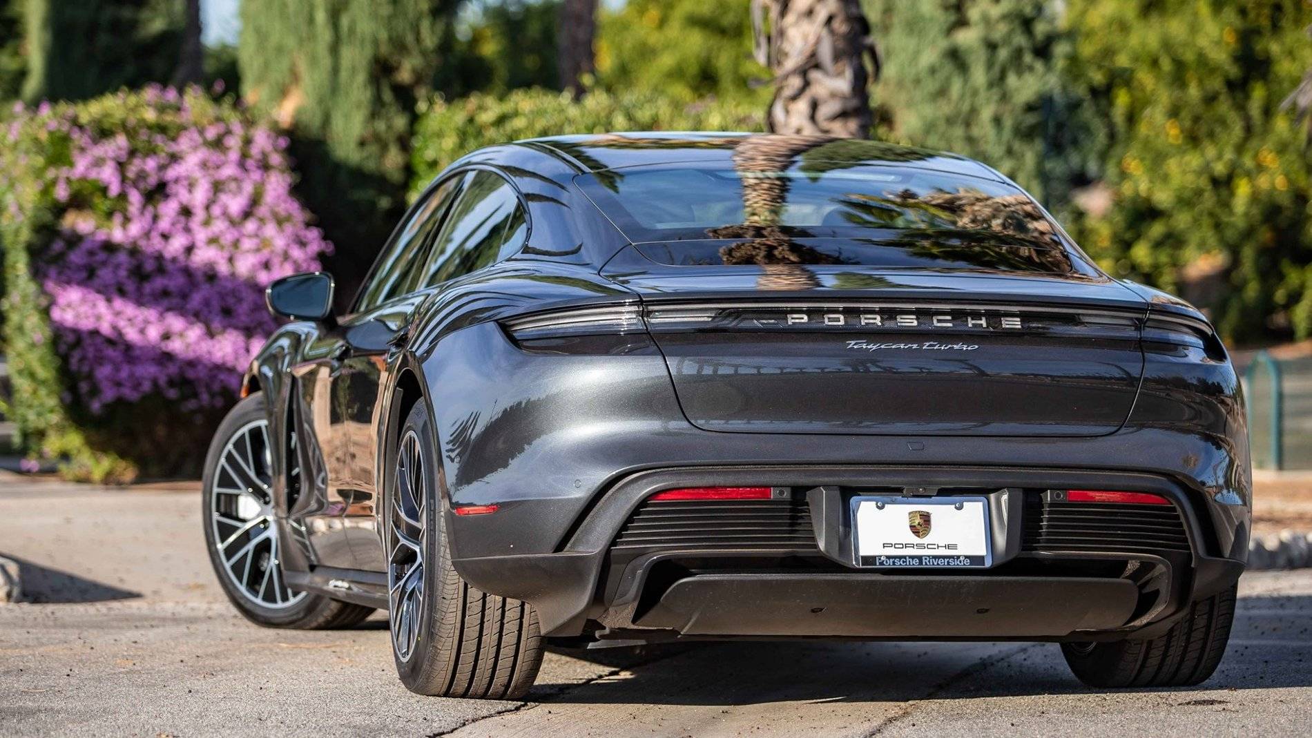 Porsche Taycan Taycans spotted in the wild IMG_6145.JPG