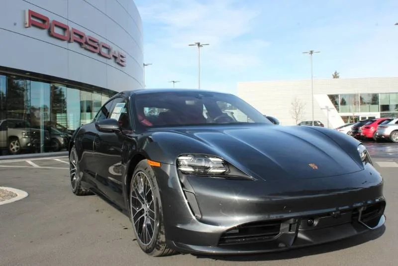 Porsche Taycan VOLCANO GREY Taycan Club VOLCANO GREY Taycan1