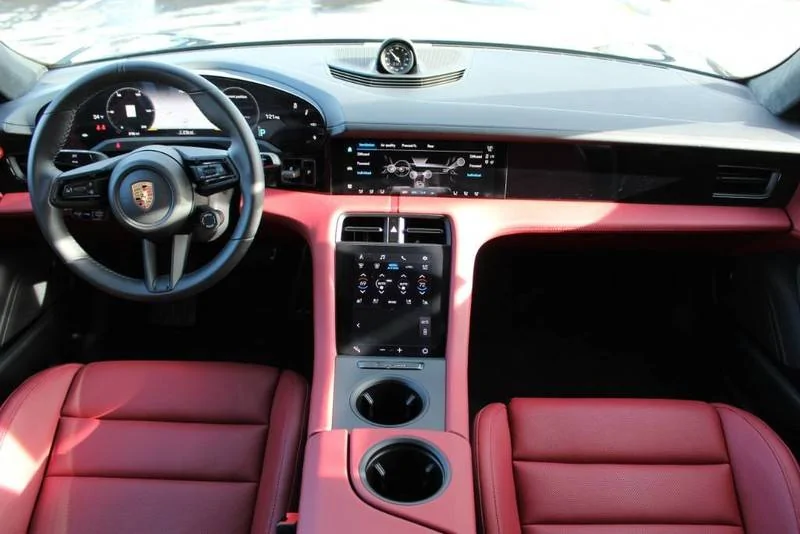 Porsche Taycan VOLCANO GREY Taycan Club VOLCANO GREY Taycan9