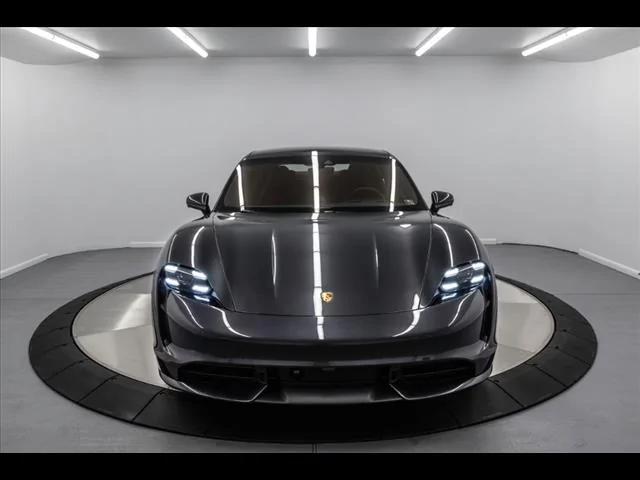 Porsche Taycan VOLCANO GREY Taycan Club Volcano Grey Porsche Taycan Turbo2