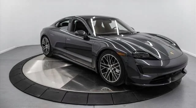 Porsche Taycan VOLCANO GREY Taycan Club Volcano Grey Porsche Taycan Turbo1