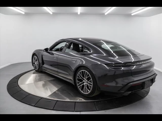 Porsche Taycan VOLCANO GREY Taycan Club Volcano Grey Porsche Taycan Turbo5