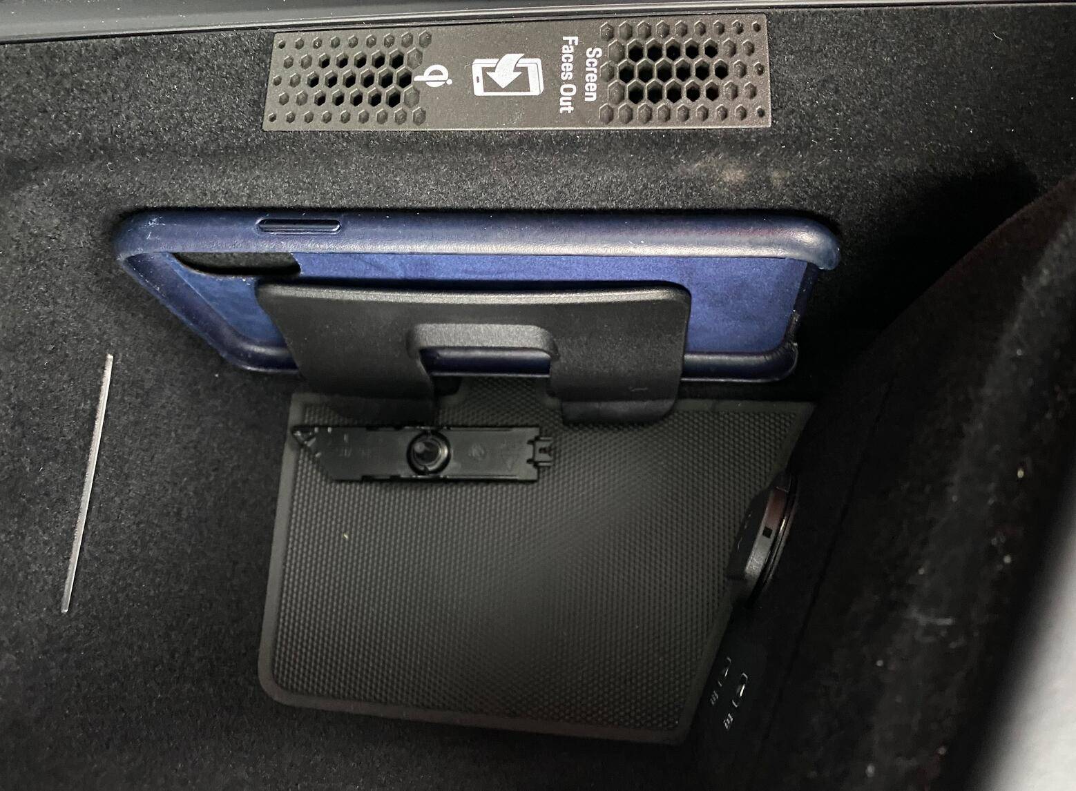Porsche Taycan CarPlay wifi ? Screen Shot 2020-01-19 at 4.42.11 PM
