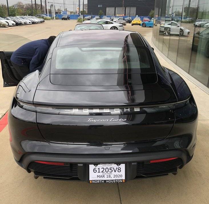 Porsche Taycan BLACK / JET BLACK Taycan Club Black Porsche Taycan Dealer 1