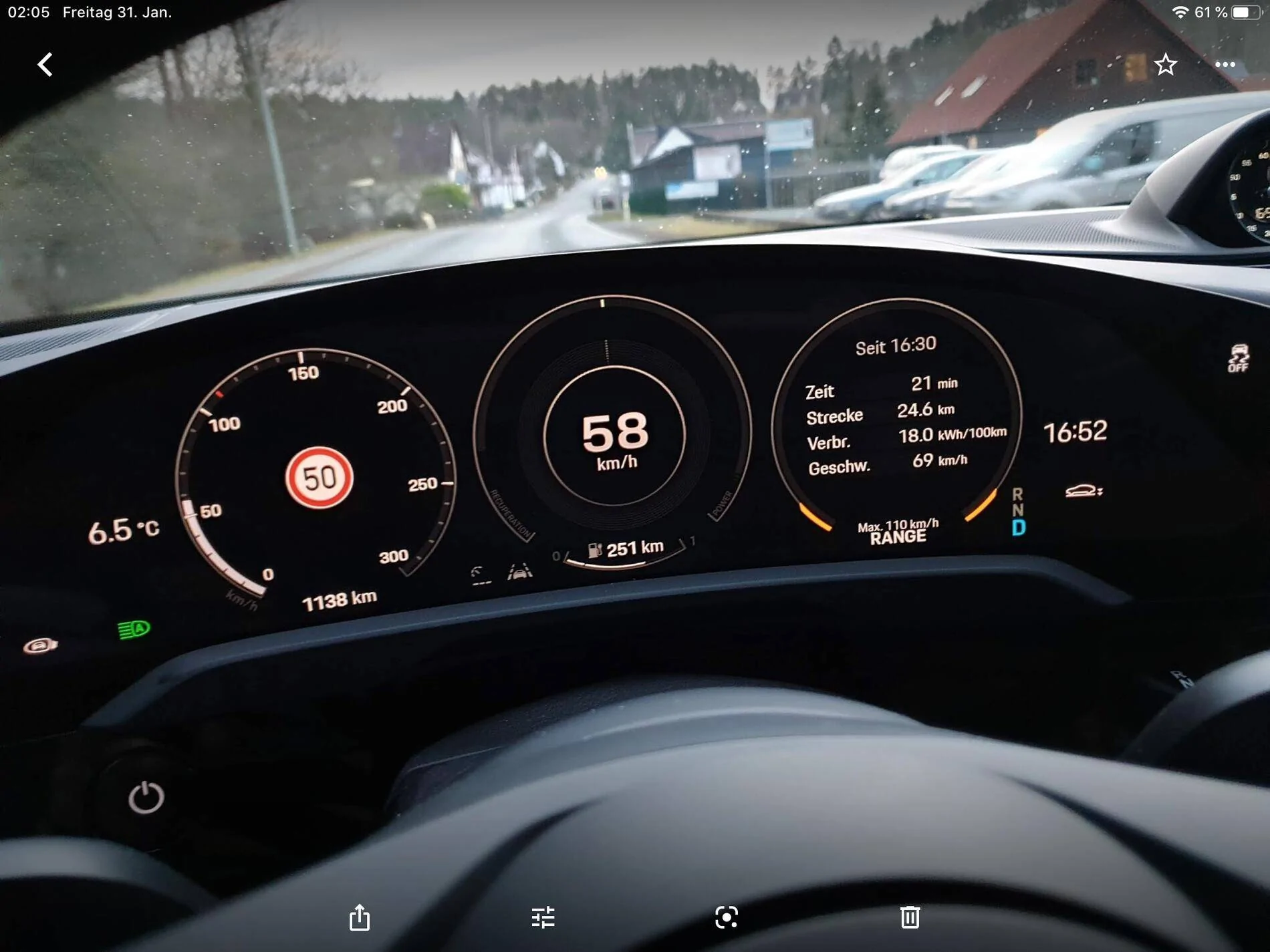Porsche Taycan economic test drive in Range mode 8EB47FCC-663D-4965-908B-9A0814A143F4