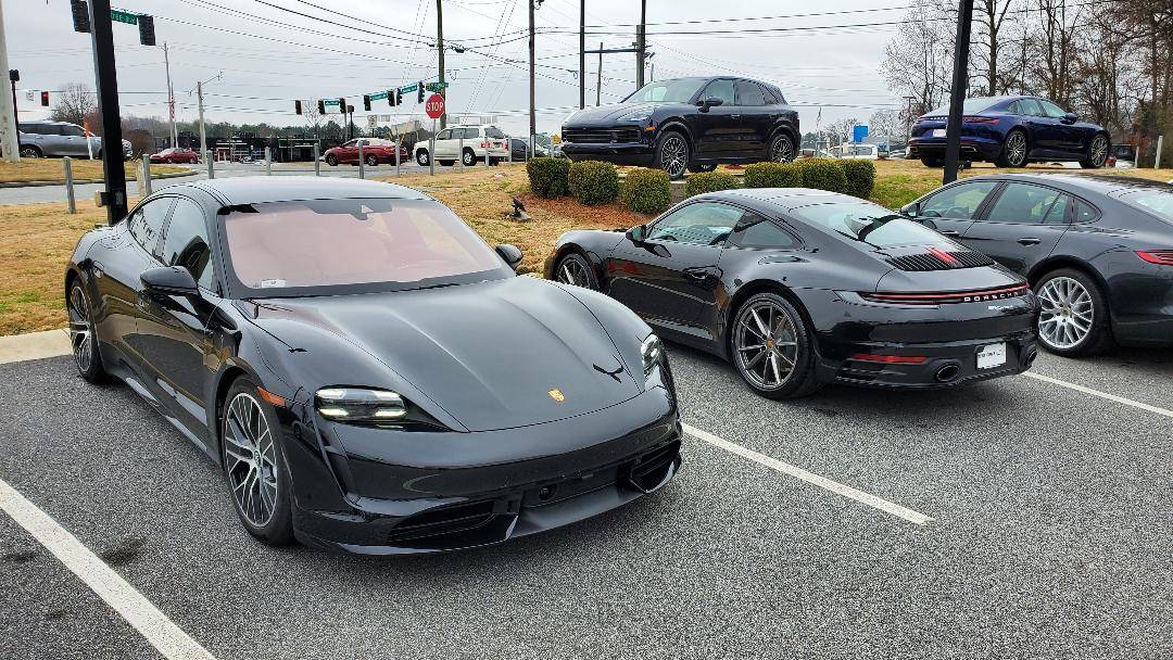 Porsche Taycan Forum member test drives Taycan&Carrera&Pani