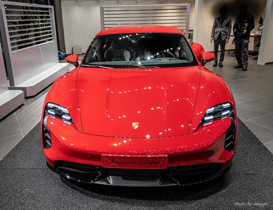 Porsche Taycan CARMINE RED Taycan Club 83787492_191105168634823_9036297931484013086_n