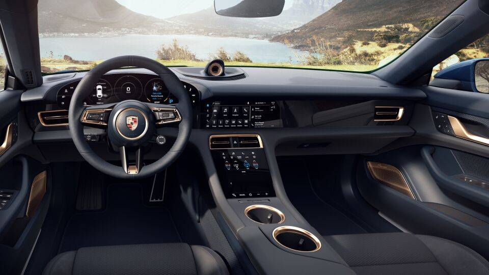 Porsche Taycan Not sure about colour for interior… help 3E89F373-47B1-4682-B912-DD2CF54E42A2