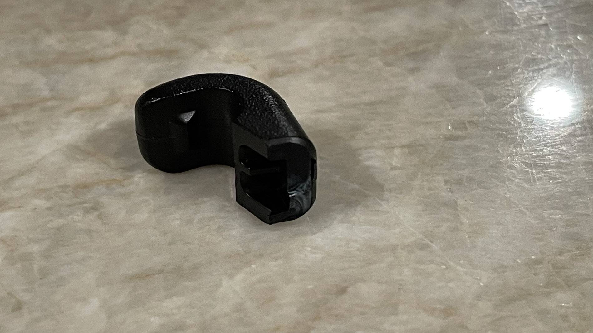Porsche Taycan Sun visor clip not covered by warrantee? 5CE061A8-4A88-48D5-94B0-BEFEE59A6F6D