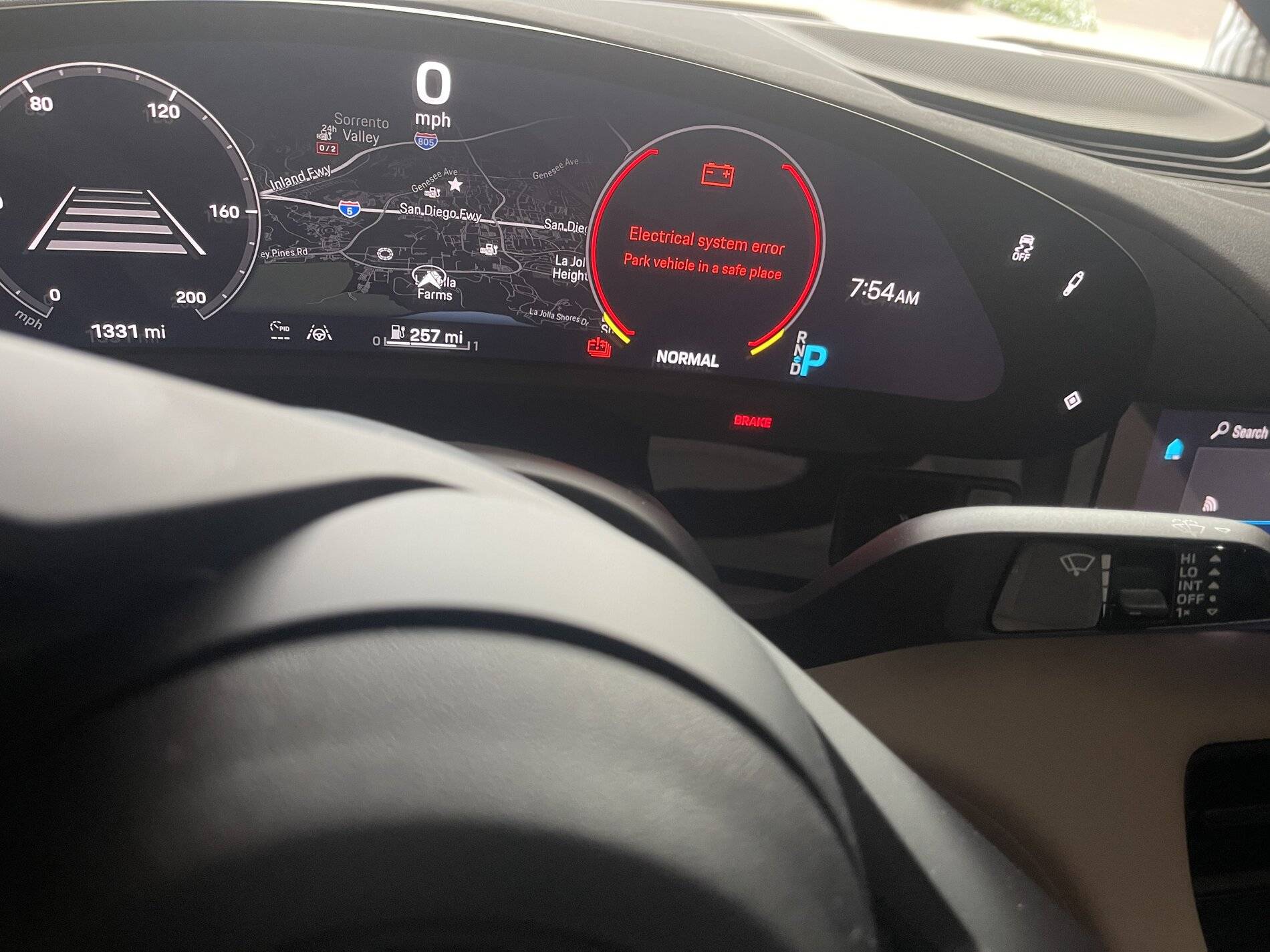 Porsche Taycan Stupid stupid stupid electrical system fault 5C90B412-2EB8-4D74-9CA4-A7A27CDB0BF3