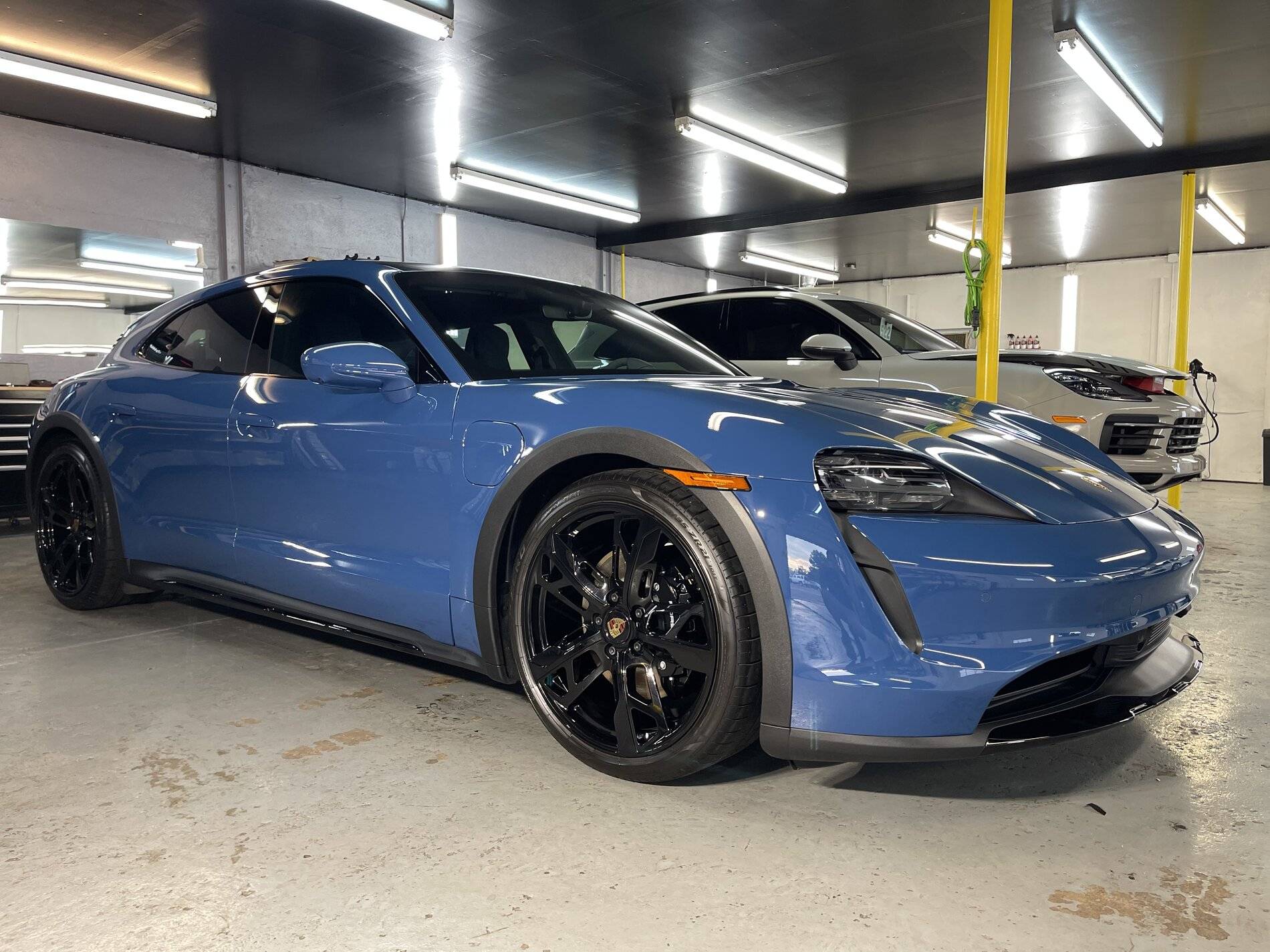 Porsche Taycan Lucked into CT 4S. 65232230075__D17AA38C-AEC3-4860-925B-BCEB204C96C8