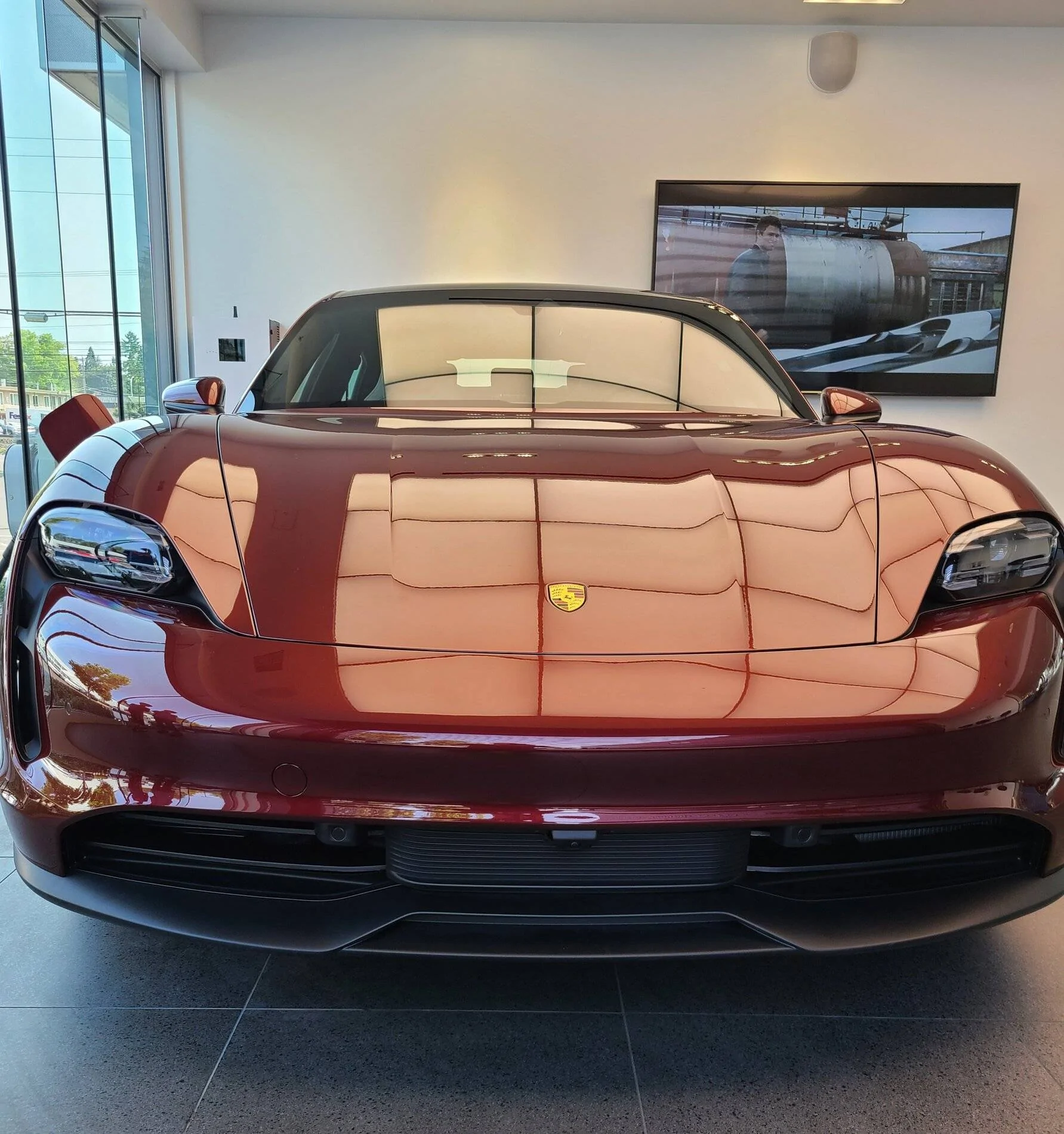 Porsche Taycan CHERRY METALLIC Taycan Club 20210815_154108