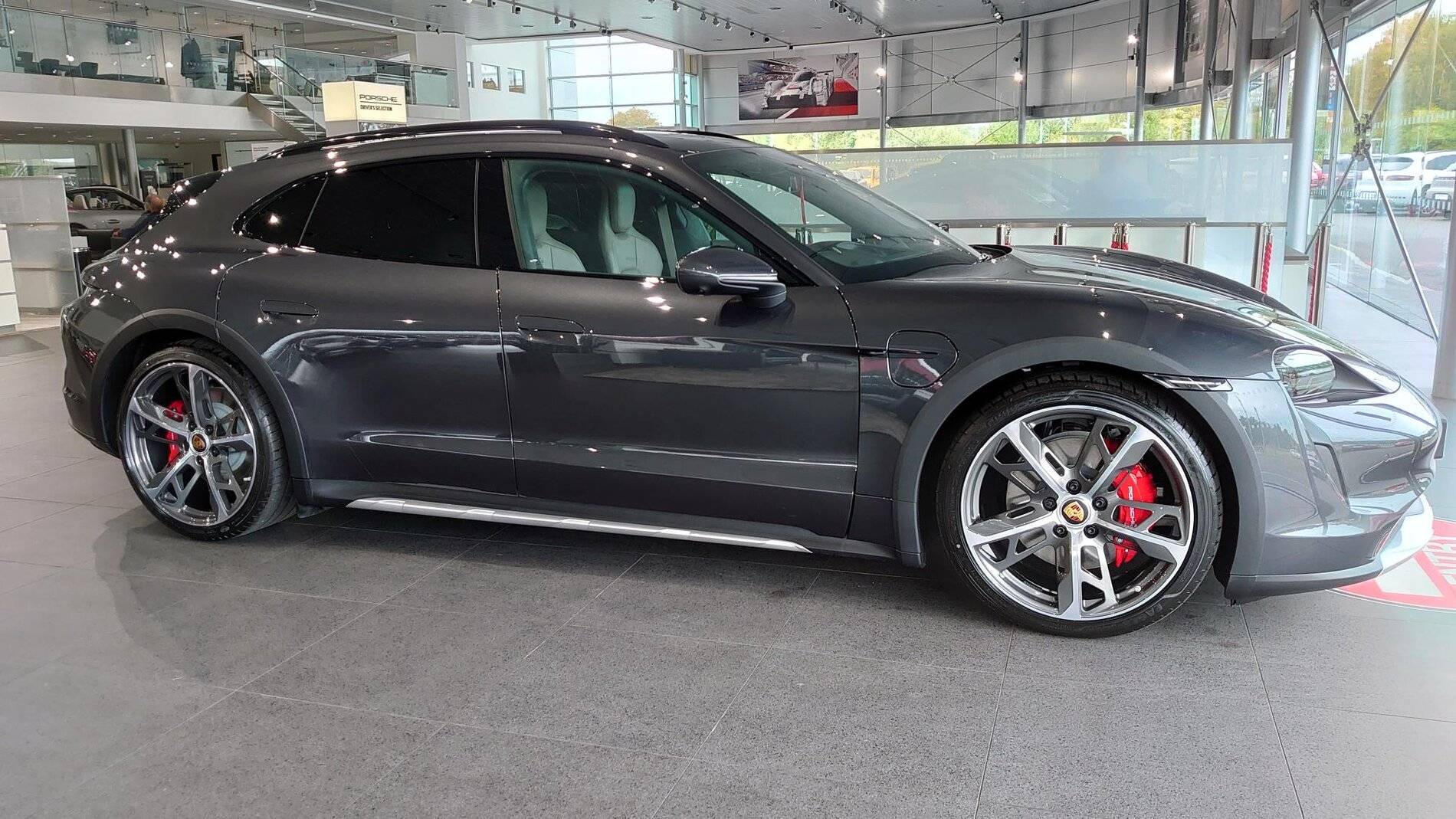 Porsche Taycan Can’t wait until tomorrow….. 9D1974D4-6E2A-468E-95FA-AC43BF95BD39