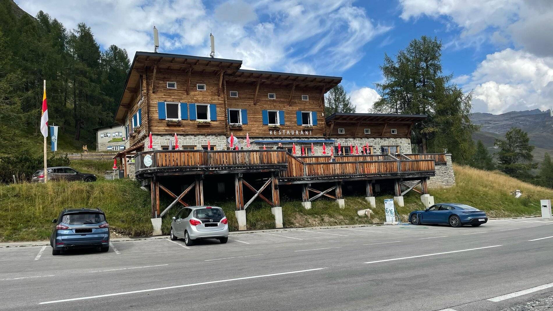 Porsche Taycan Western Europe Taycan road-trip report 795191