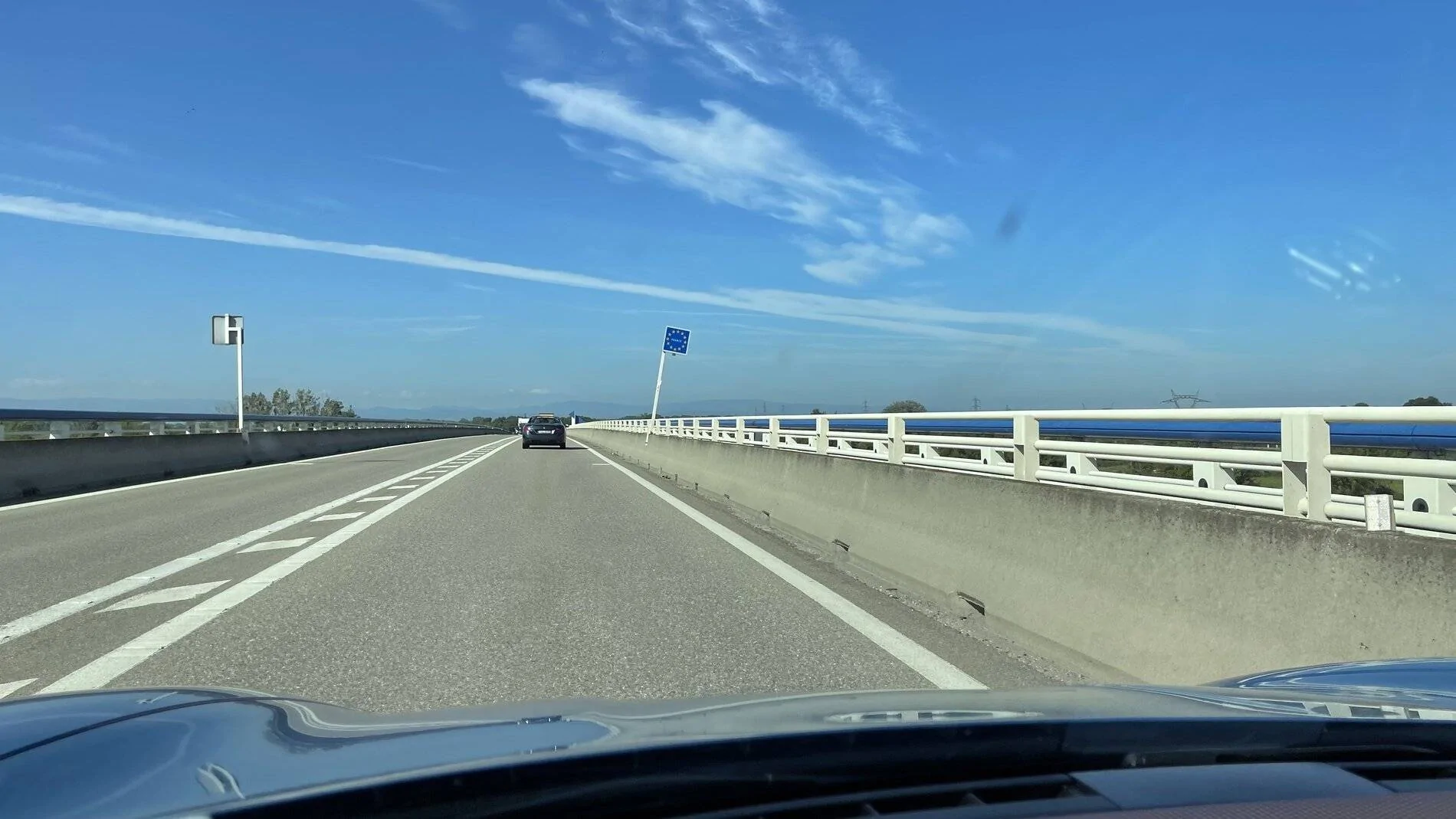 Porsche Taycan Western Europe Taycan road-trip report tempImageIax2w9