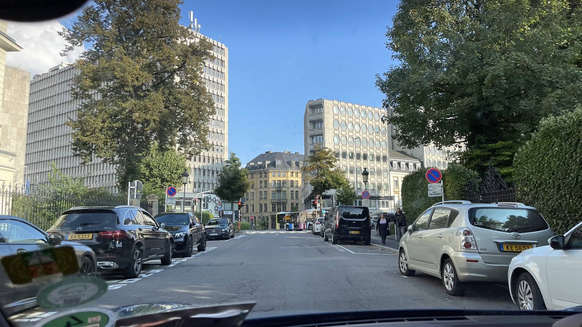 Porsche Taycan Western Europe Taycan road-trip report tempImagedoBJ8m