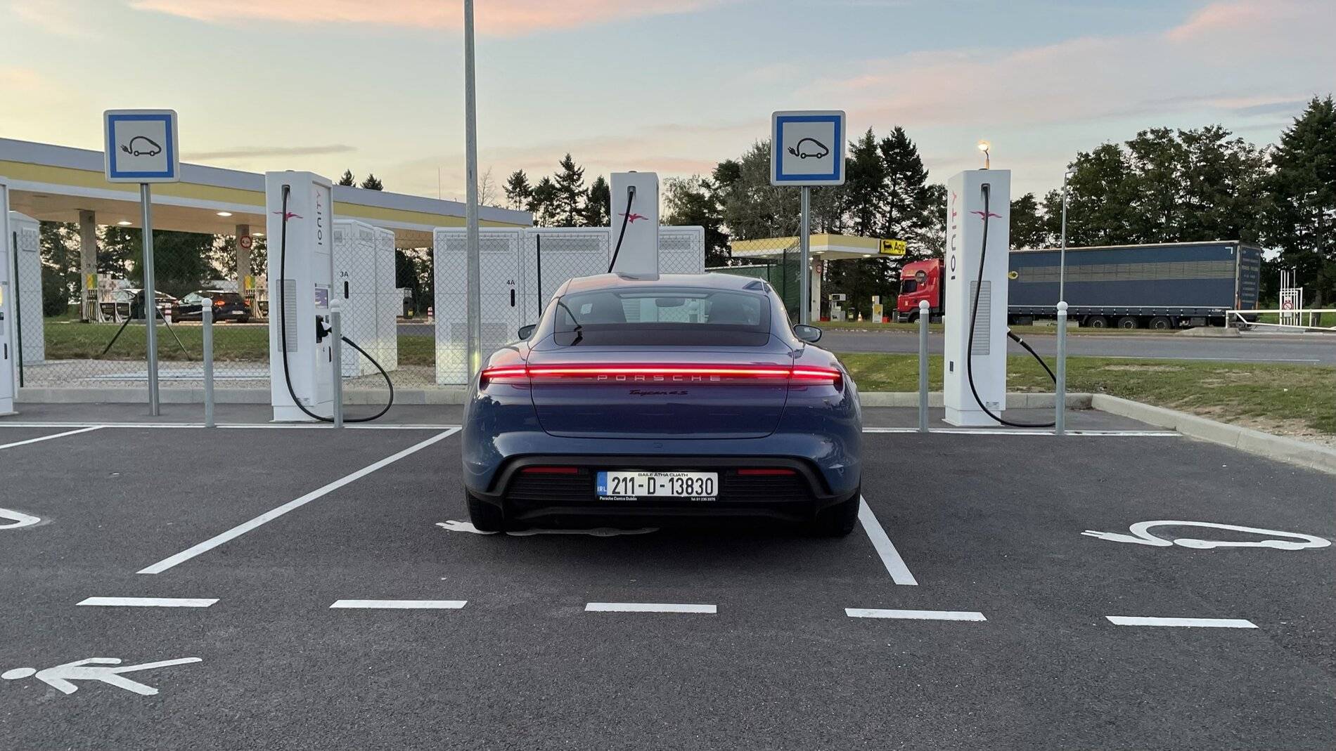 Porsche Taycan Western Europe Taycan road-trip report 1C76D790-D747-4C5E-9E6C-026F322D65AE_1_102_a