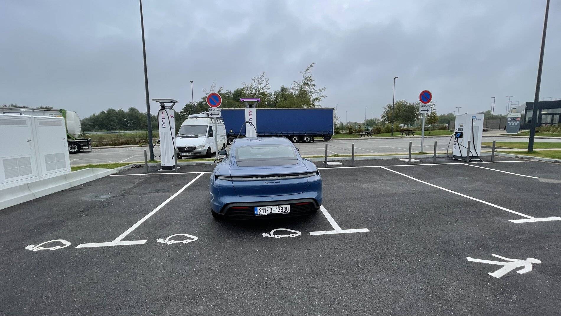 Porsche Taycan Western Europe Taycan road-trip report tempImageM6d5r