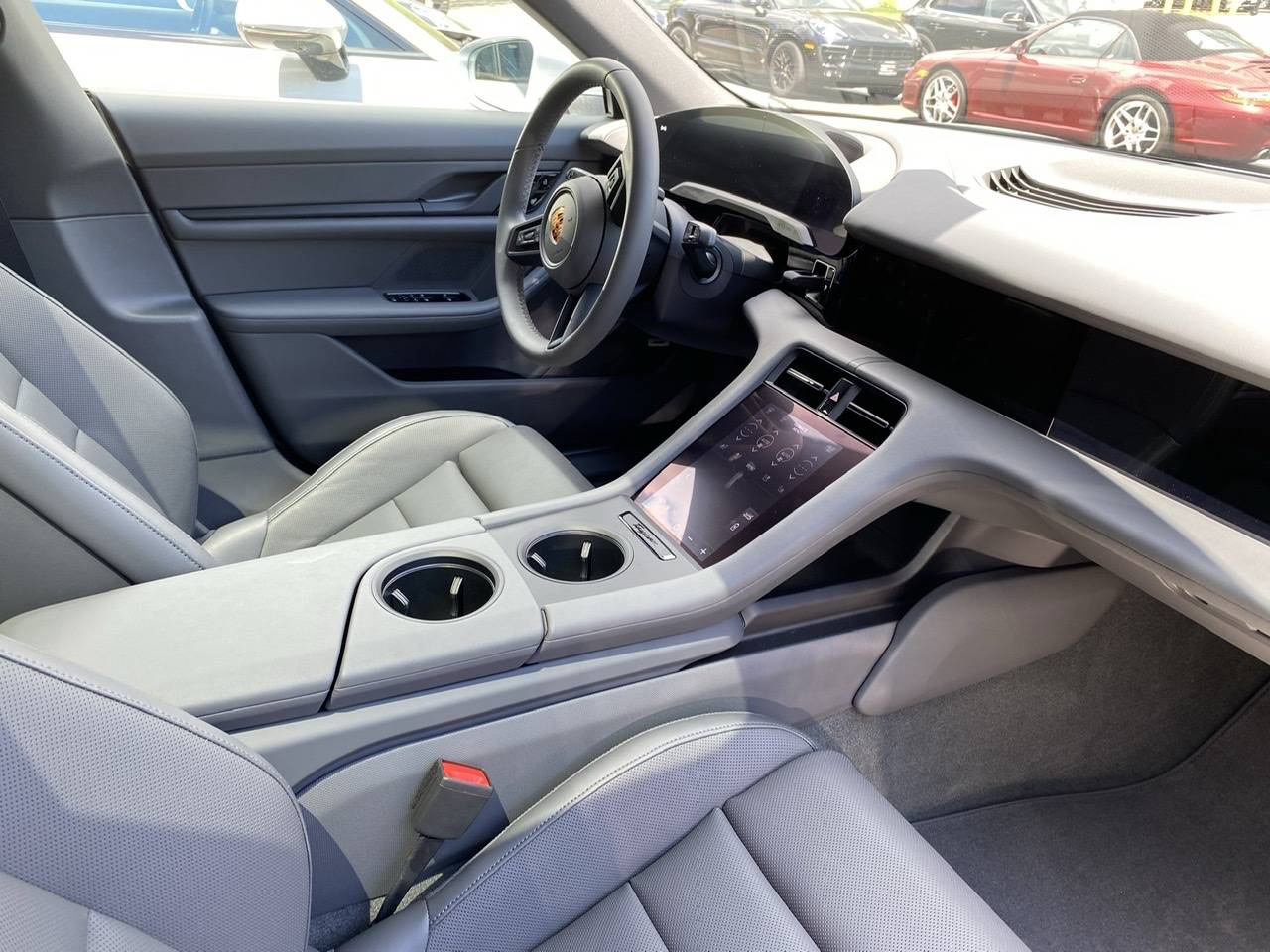 Porsche Taycan Black or Slate Grey Standard Interior with Dolomite Silver? F0FC2E6F-97C6-4334-9737-C2735F2766A8