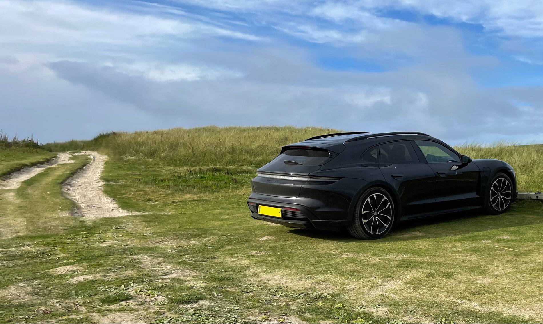 Porsche Taycan Island holiday with Cross Turismo IMG_1146