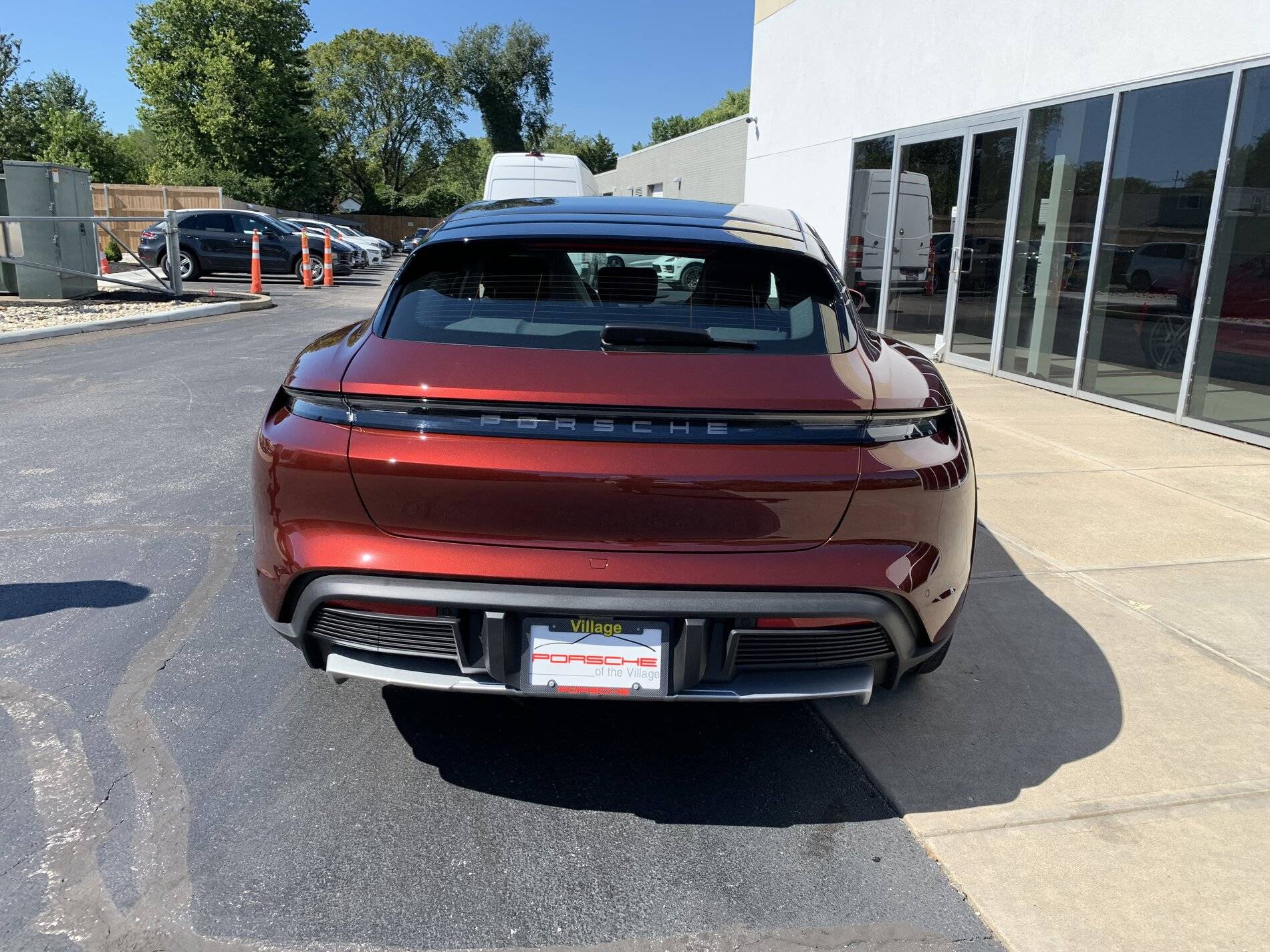 Porsche Taycan Waiting for delivery DFF4E10C-E9DA-42FB-8788-D1629F8325AE