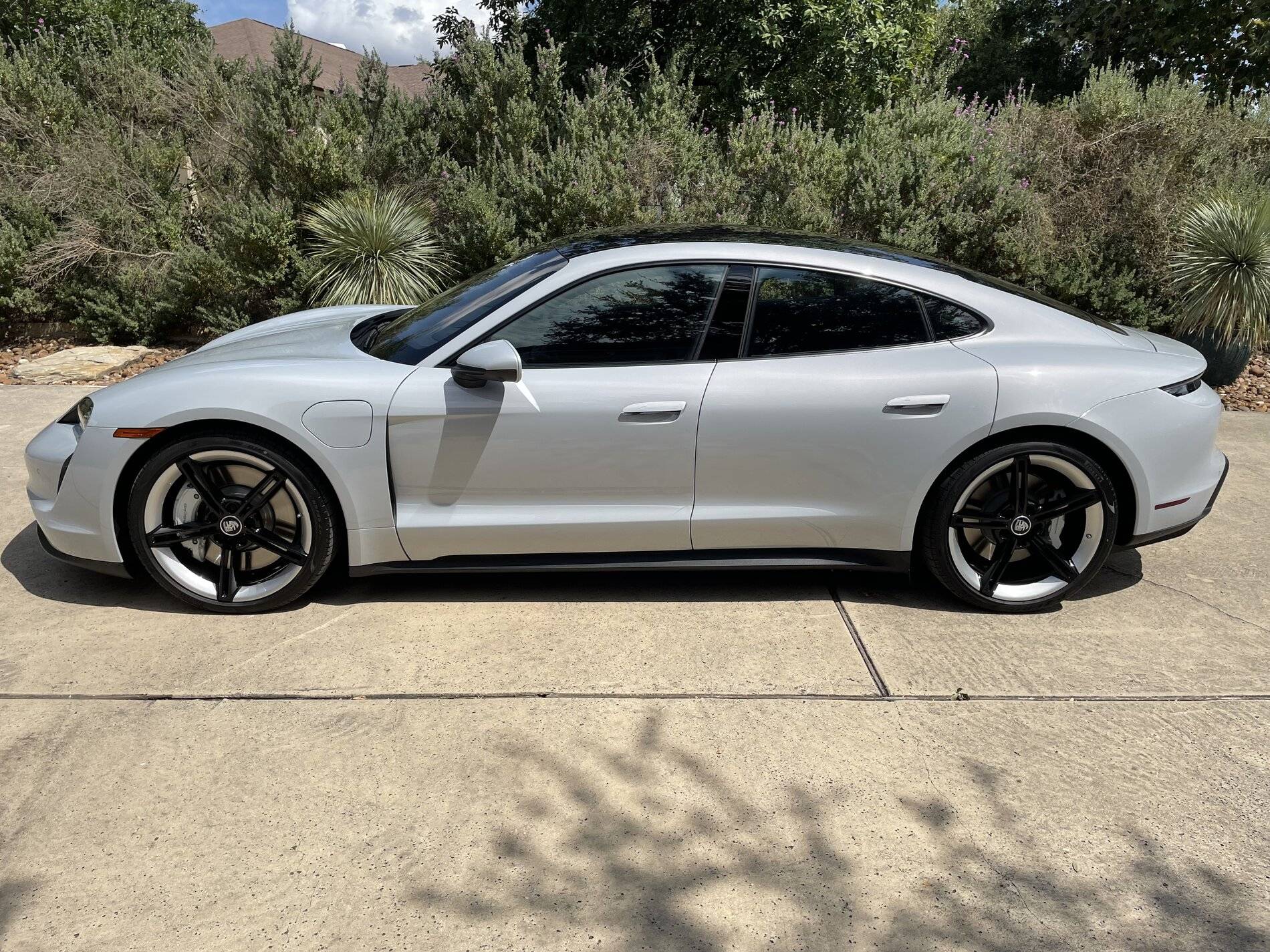 Porsche Taycan Miscellaneous Comments IMG_0594