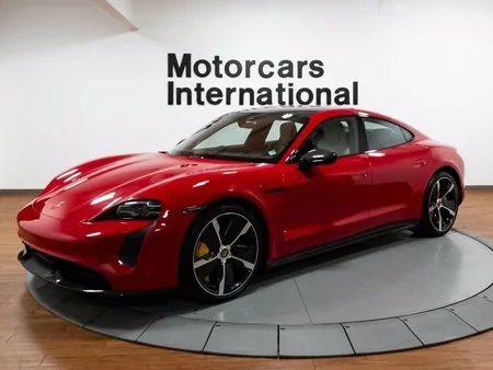 Porsche Taycan CARMINE RED Taycan Club 98DC9919-5B5C-4357-9B8B-35A1C9888A7B