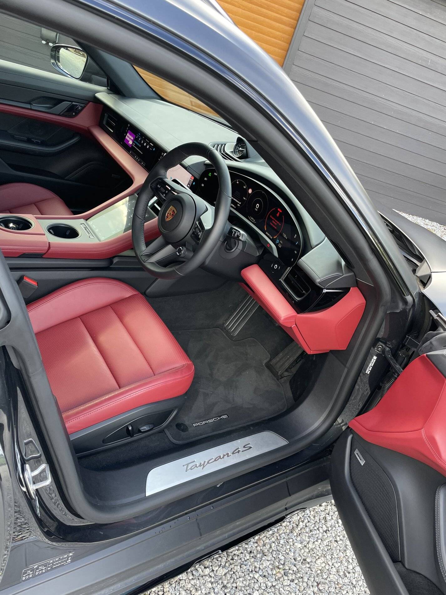 Porsche Taycan One week with my 4S CT CE6BA044-979D-4E1E-A869-5B98AC3841C8