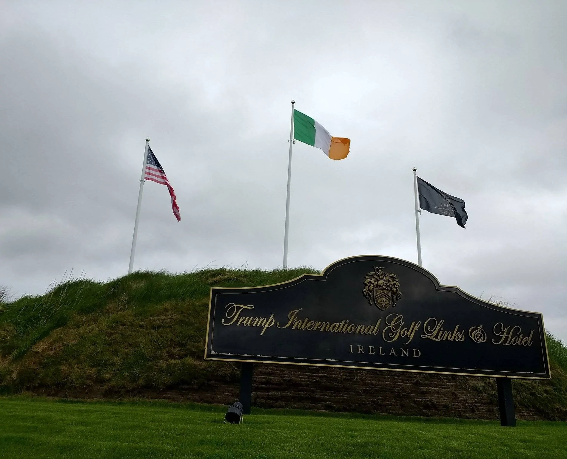 Porsche Taycan Short Road Trips: Weekends @ Irish Castles ? trum