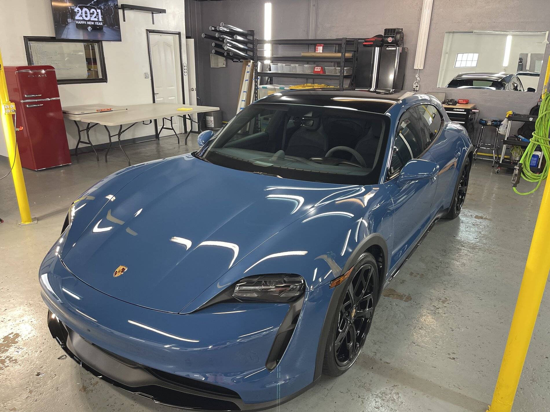 Porsche Taycan Received Neptune Blue Taycan Cross Turismo 4S (CT4s) 65232233535__653544E0-E9AD-47A4-BB97-76534D86A958