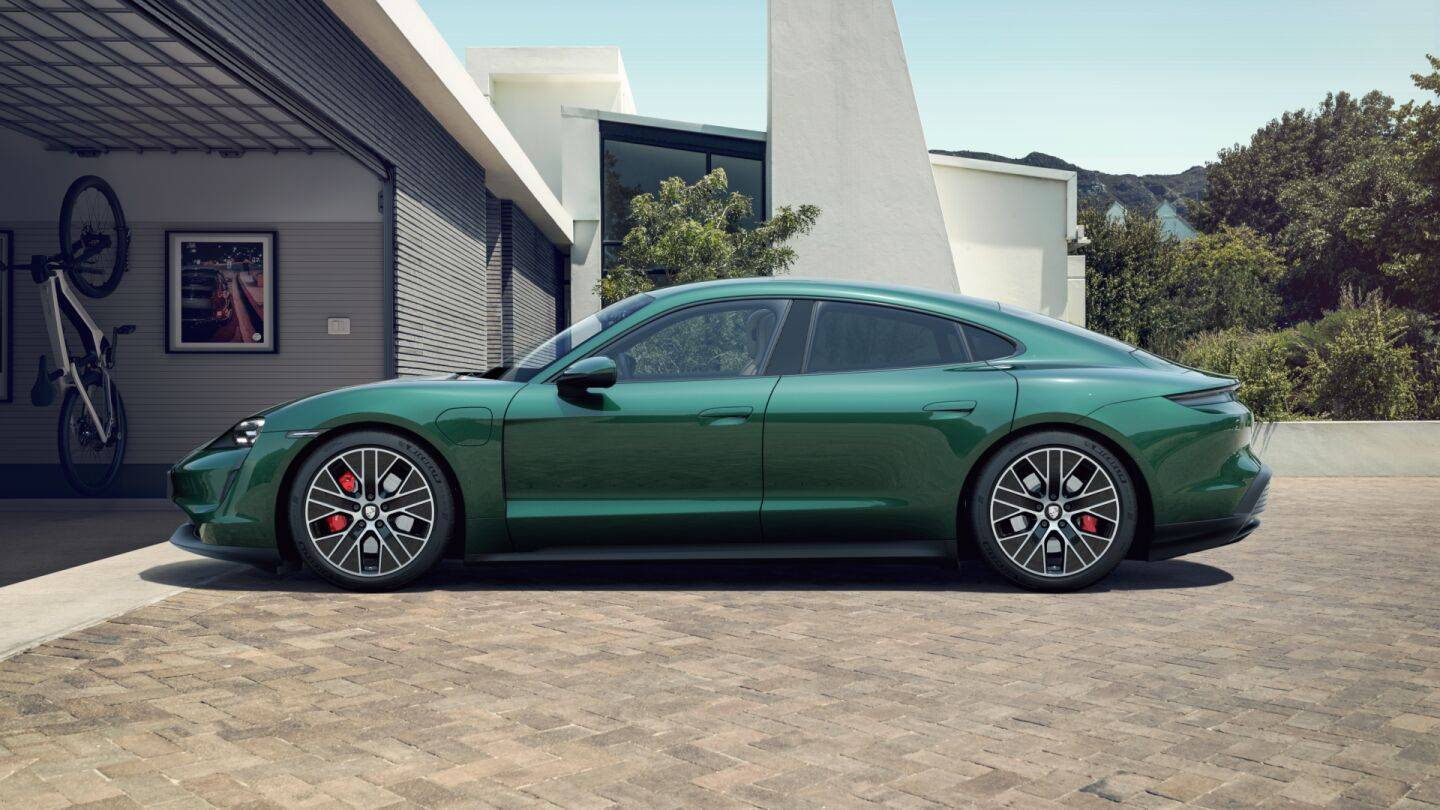 Porsche Taycan Best PTS color options for Taycan FBD1B5F9-8582-4ACB-8165-C43A950889B7