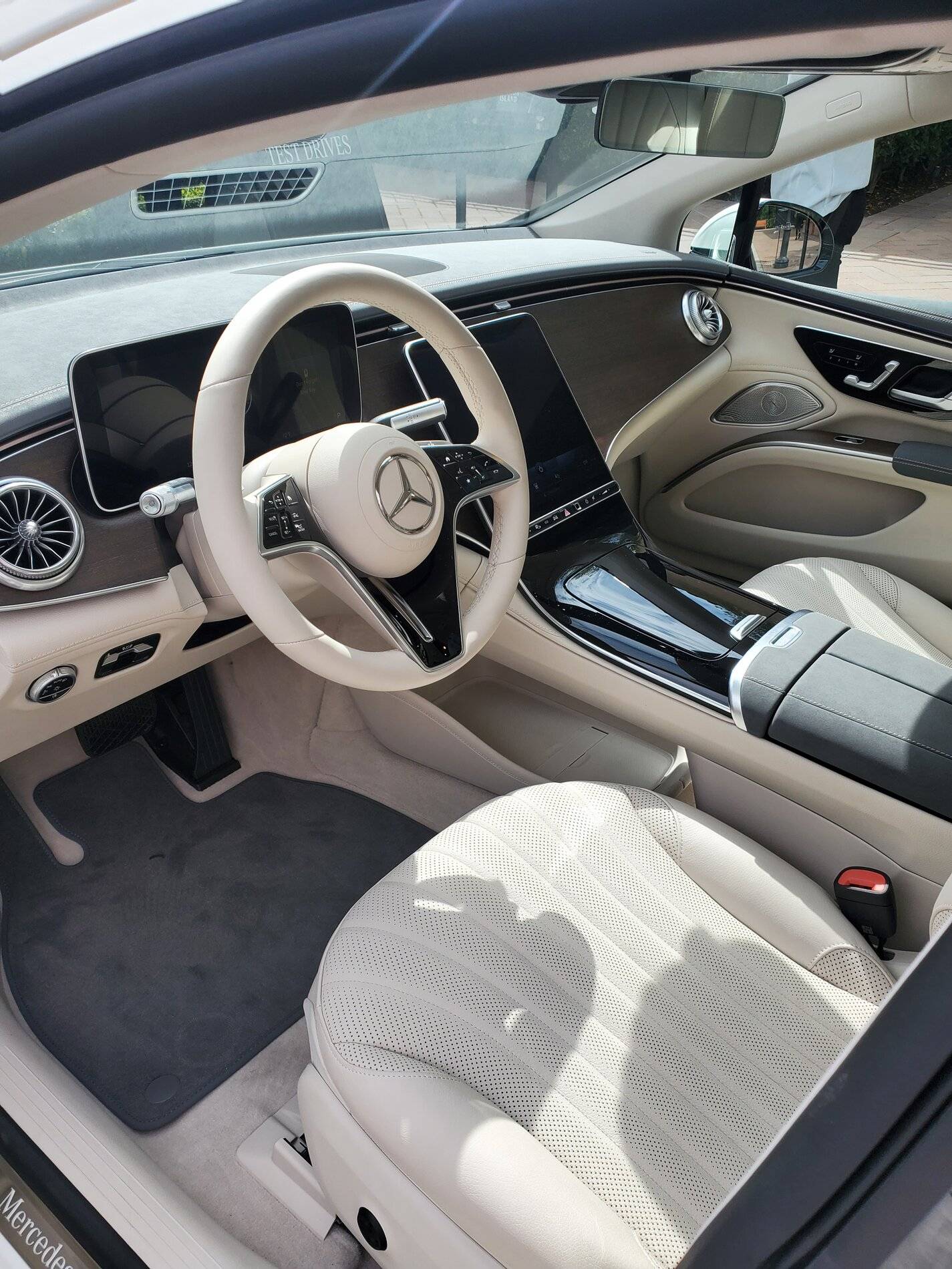 Porsche Taycan Will you test drive the Mercedes EQS? 1633594431872