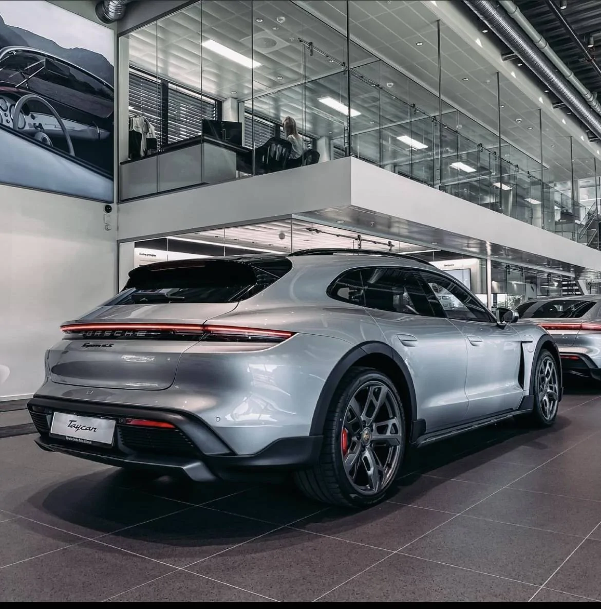 Porsche Taycan Dolomite silver or Volcano? 7A3706E5-7B7D-42D2-91A3-F78AA0187E82