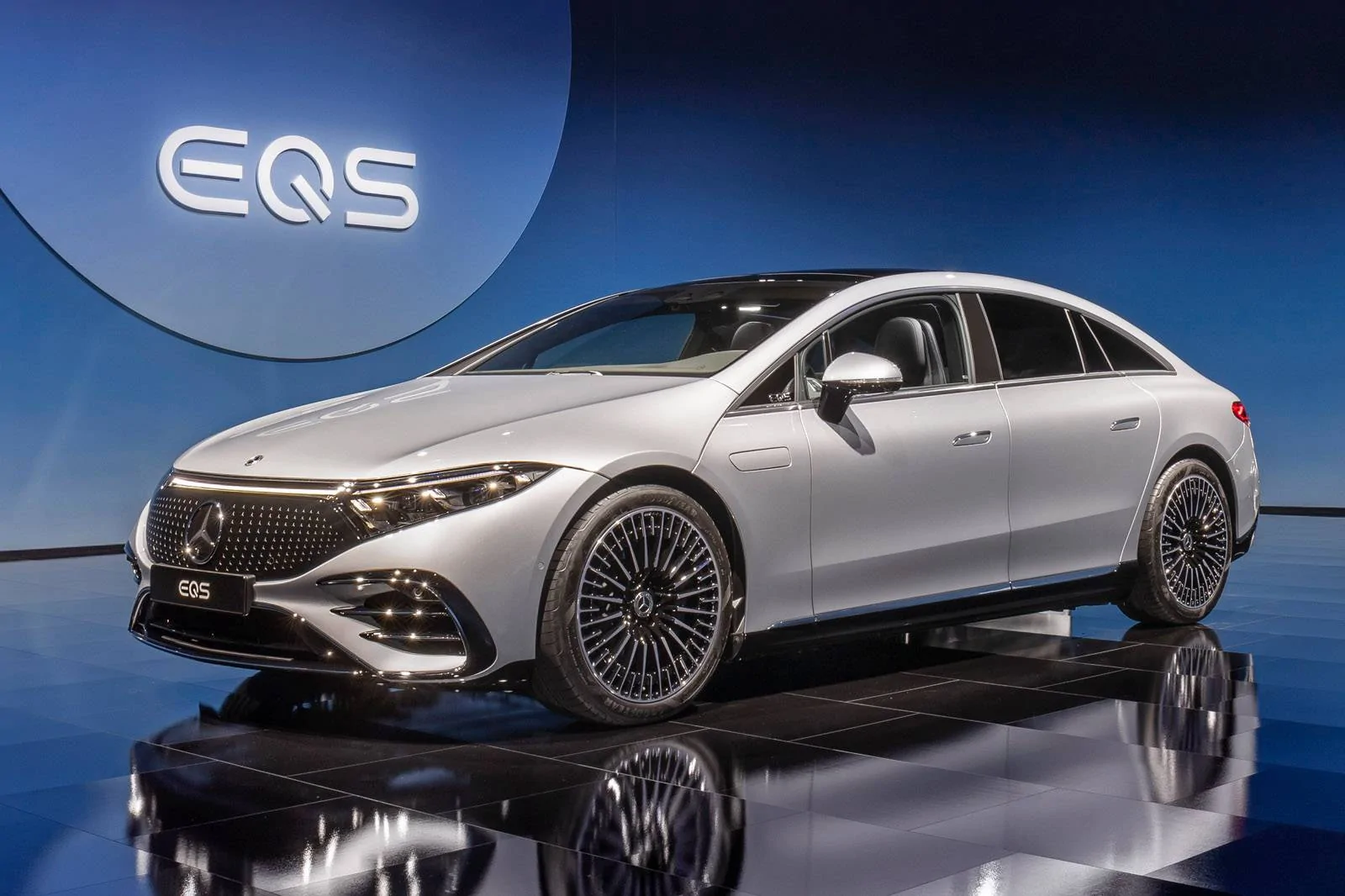 Porsche Taycan Lucid vs Plaid vs EQS vs Taycan by Out of Spec Reviews 99-mercedes-eqs-official-reveal-images-hero