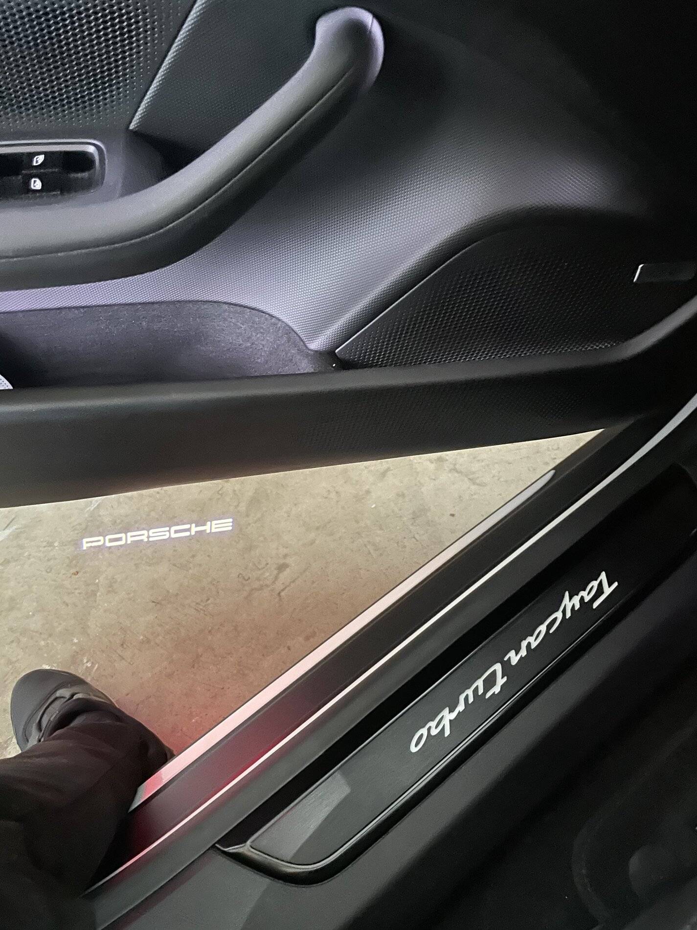 Porsche Taycan Turbo (non s) door sill guards. What is Standard? 577443F8-71FC-4A99-B0F9-93CC365A9D06