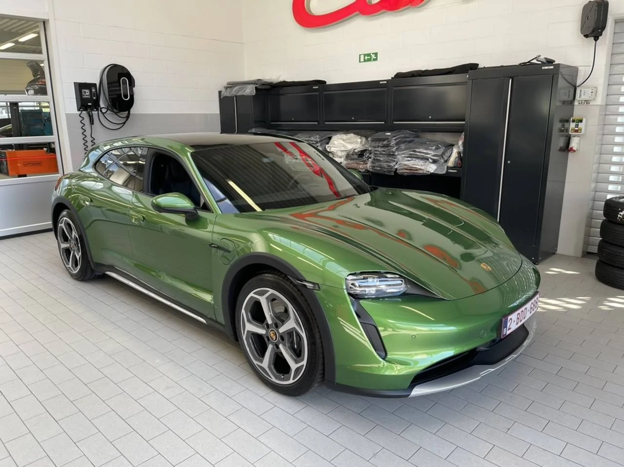 Porsche Taycan Taycan owners in Belgium? CT? EV fast charging in Belgium. 43C44E00-E076-441F-B0E1-78D7C7C62302